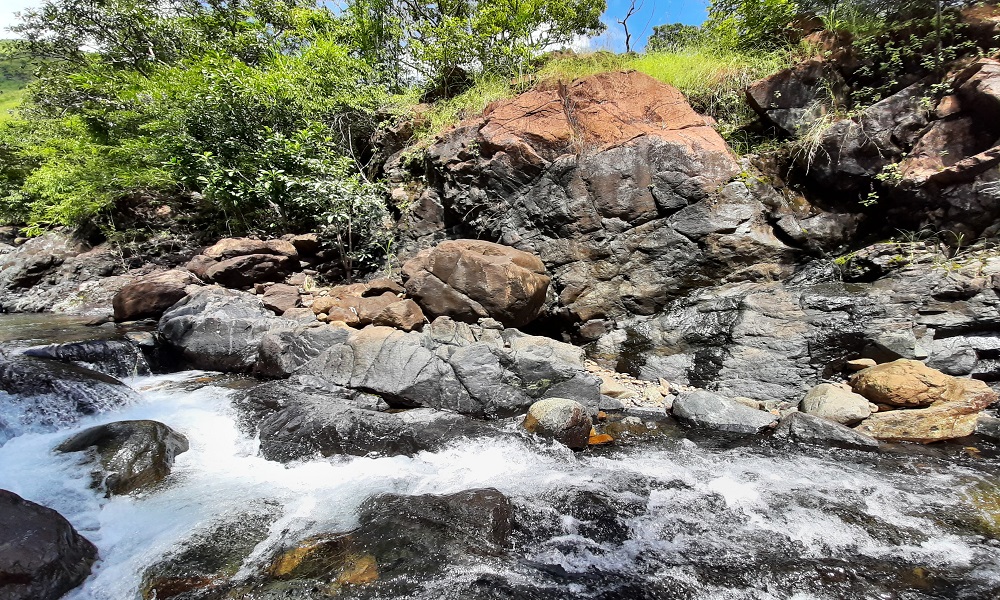 angeles waterfalls zambales