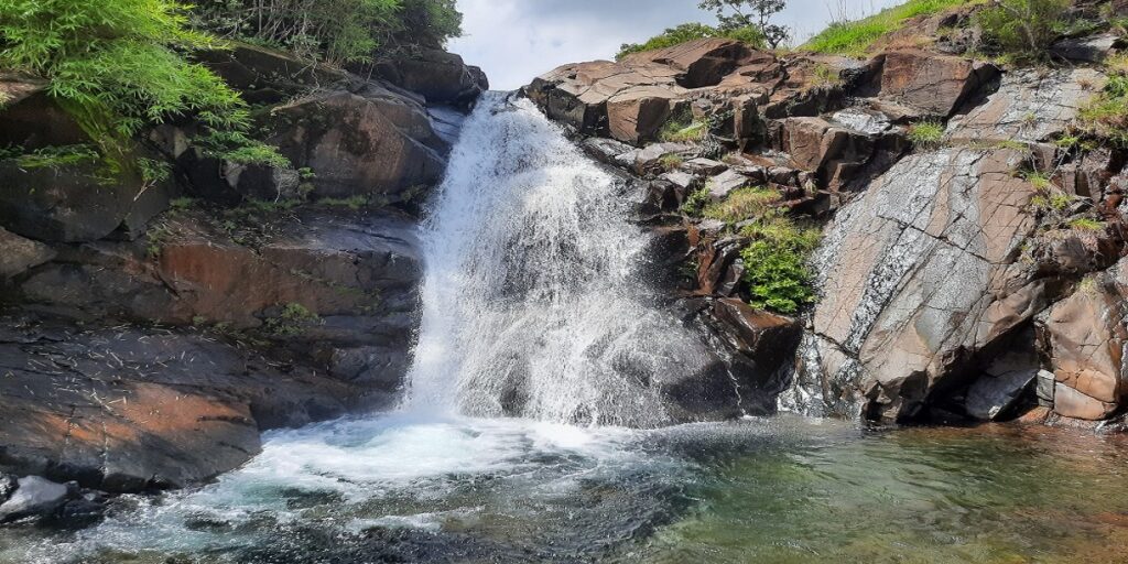 angeles waterfalls zambales